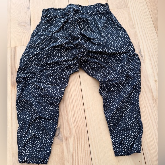Girls Comfy Joggers Size 3 - Picture 2 of 3